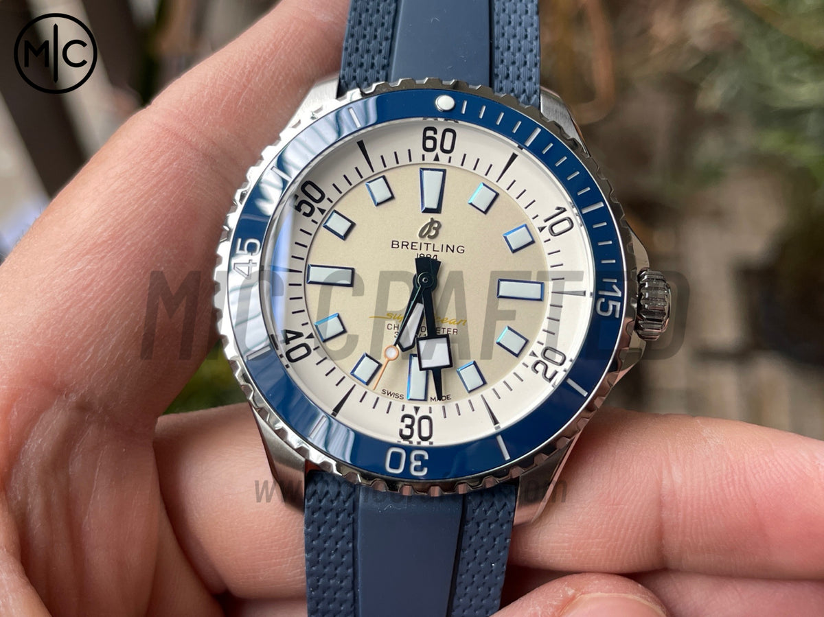 超級海洋系列自動腕錶 44mm 不鏽鋼藍色錶圈奶油色錶盤配藍色橡膠錶帶 - 尊貴版