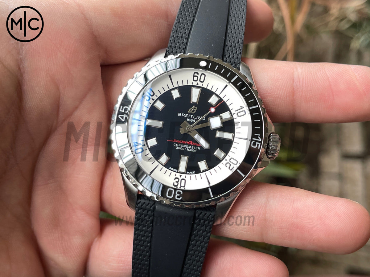 超級海洋系列自動腕錶 44mm 不鏽鋼黑色錶圈黑色錶盤配黑色橡膠錶帶 - 尊貴版