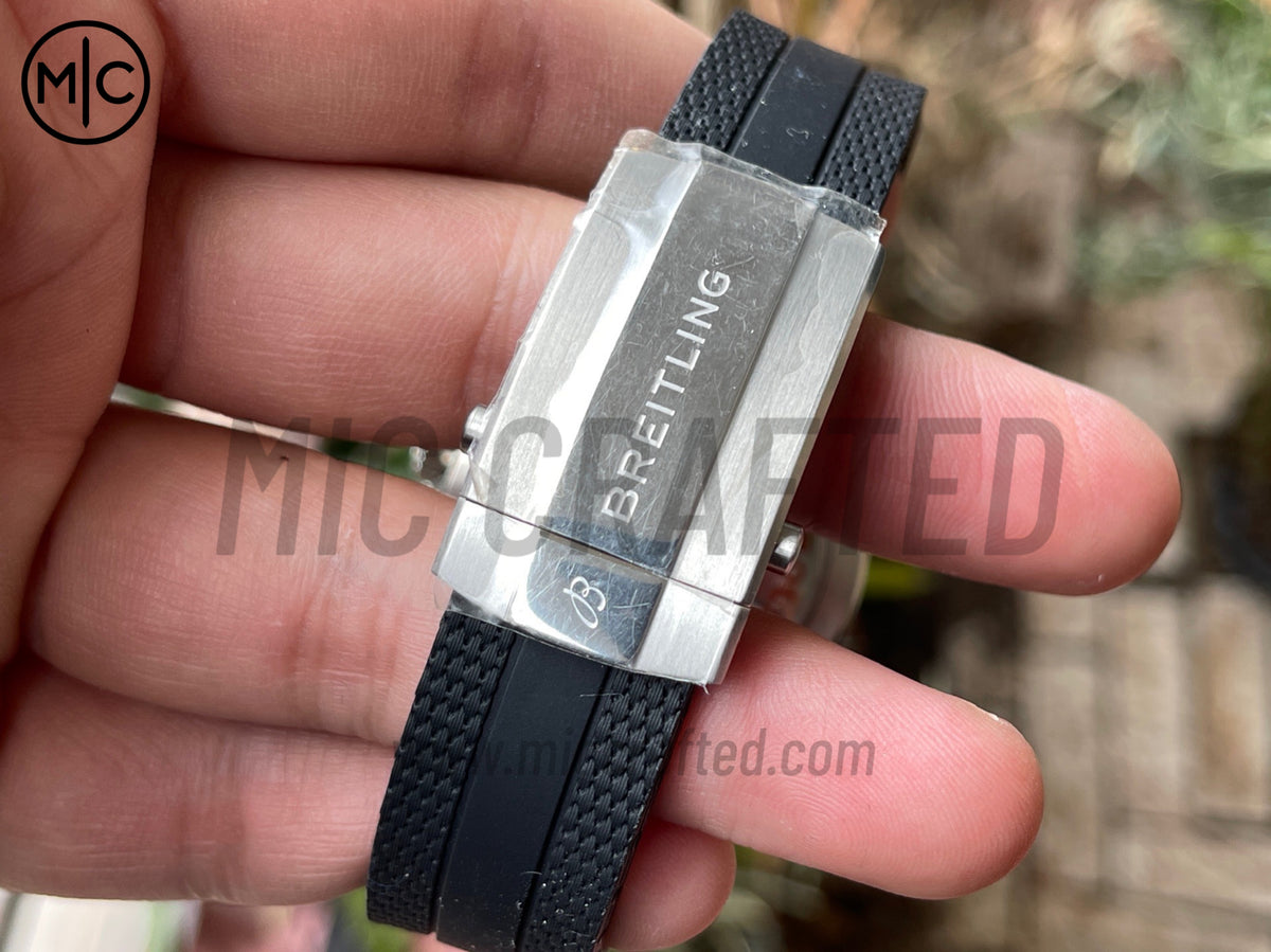 超級海洋系列自動腕錶 44mm 不鏽鋼黑色錶圈黑色錶盤配黑色橡膠錶帶 - 尊貴版