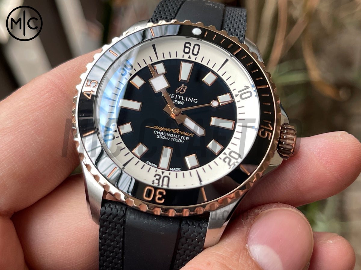 超級海洋系列自動腕錶 44mm 不鏽鋼／玫瑰金黑白錶盤配黑色橡膠錶帶 - 尊貴版